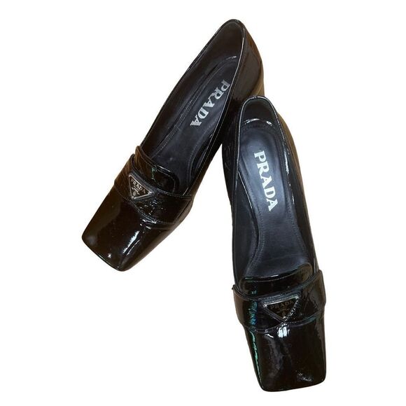 Prada Black Patent Triangle Logo Square Toe & Block Heel Pump Size 36 - Picture 1 of 8